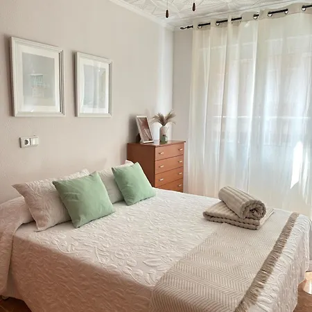 Spacious Near The Sea * 또레비에하