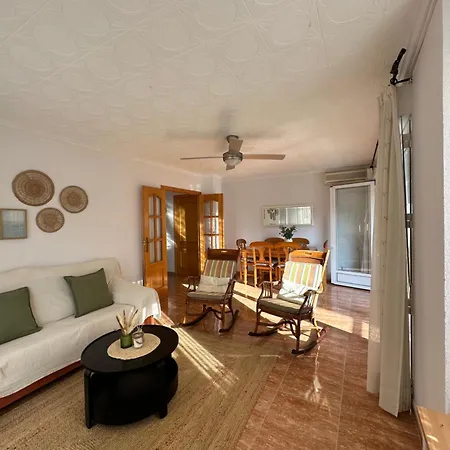 Spacious Near The Sea * 또레비에하